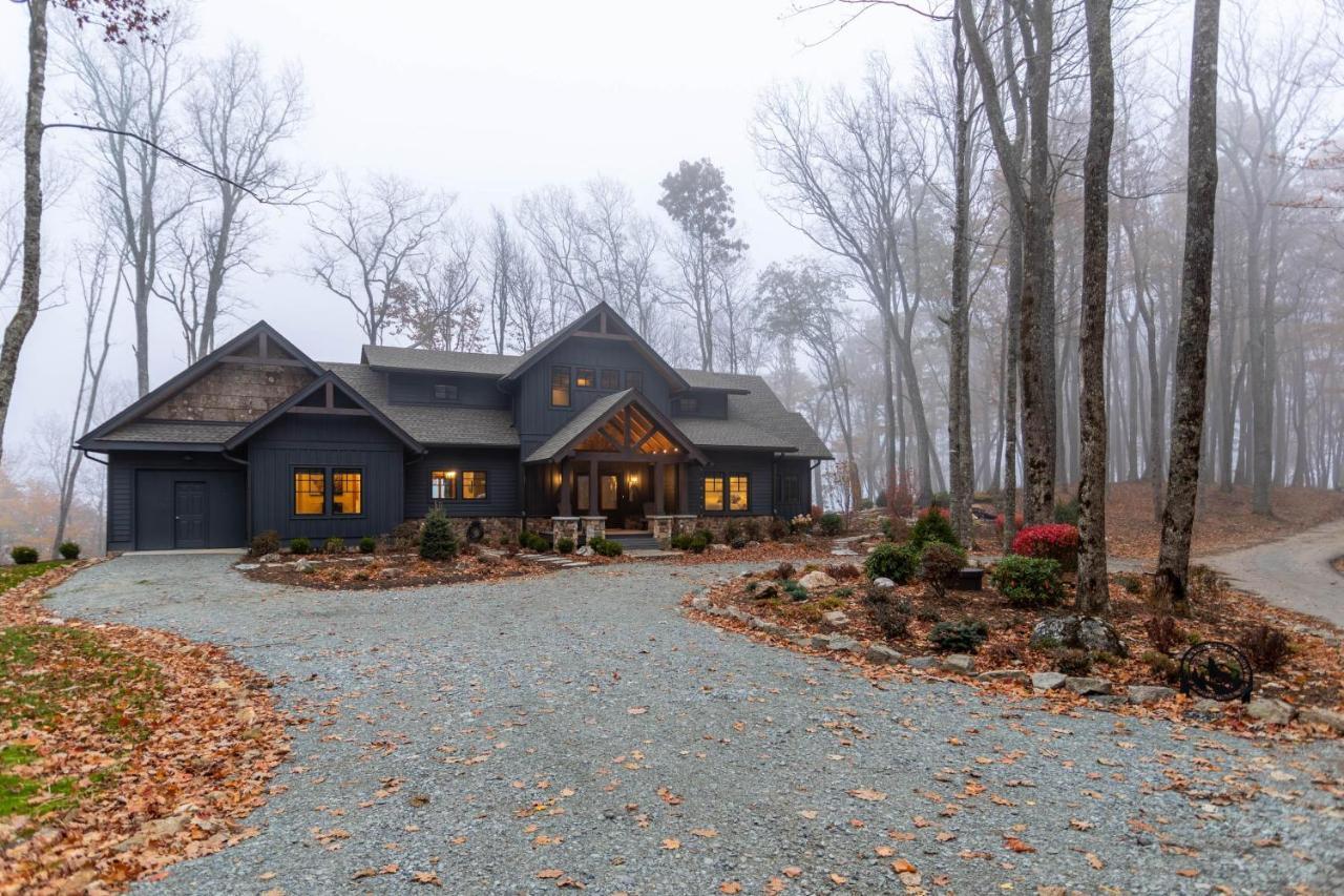 Howling At The Moon At Eagles Nest Villa Banner Elk Exterior photo